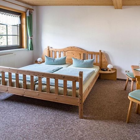 Am Roten Hammer I Gasthof Und Pension โอเบอร์วีเซินธาล ภายนอก รูปภาพ