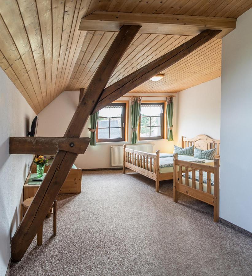 Am Roten Hammer I Gasthof Und Pension โอเบอร์วีเซินธาล ภายนอก รูปภาพ